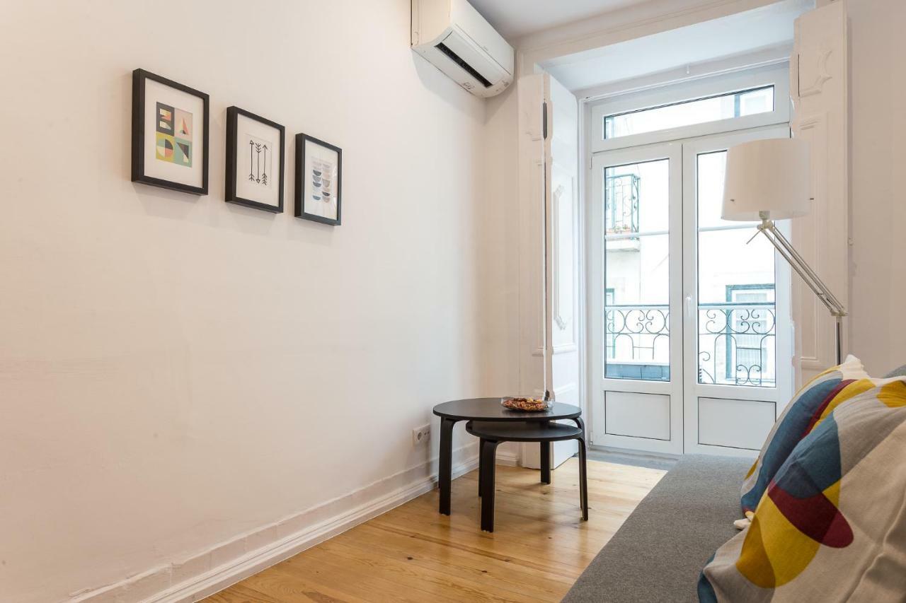 Three Bedroom Apartment In Historical Centre -Bairro Alto Lisboa Exteriör bild